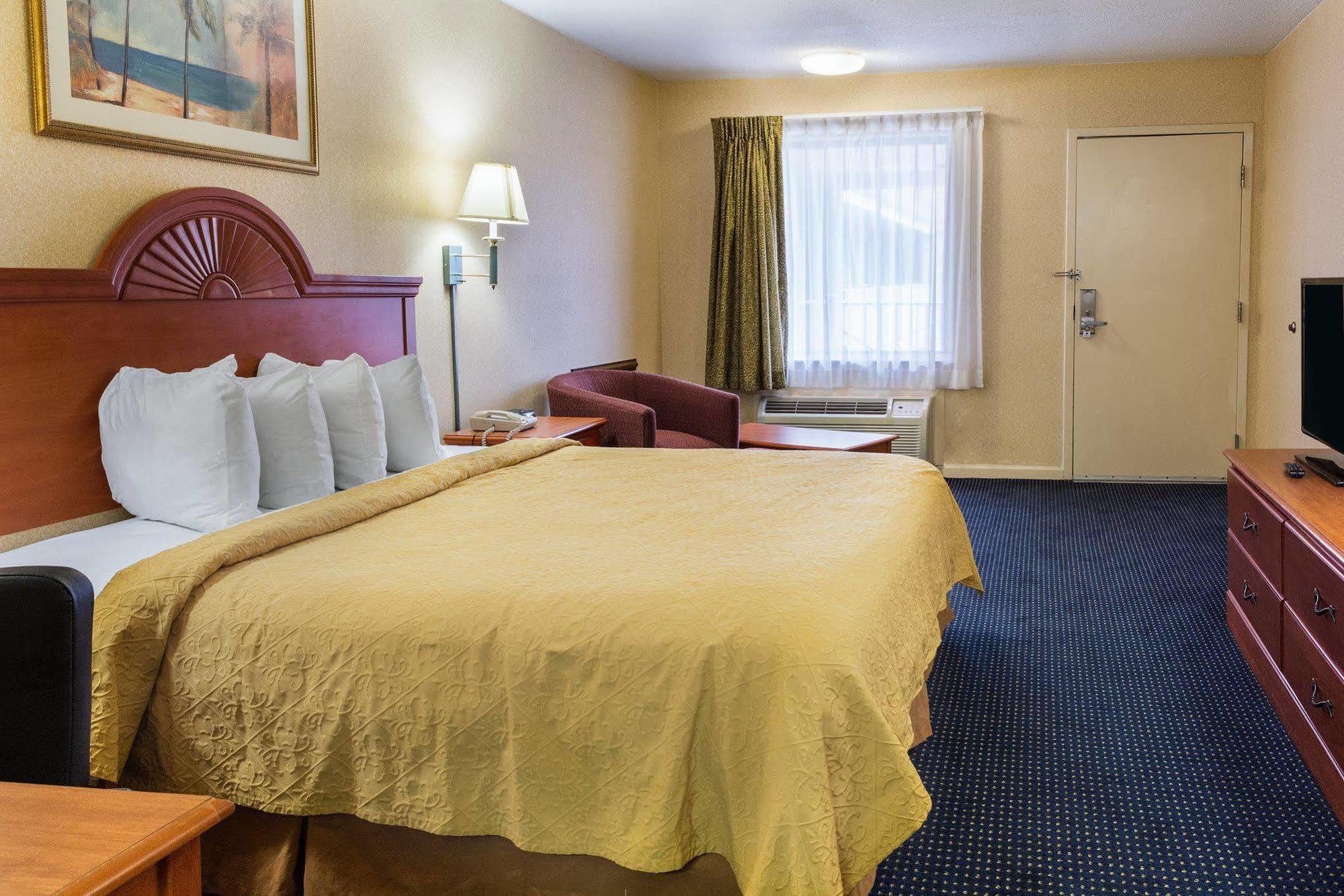 Quality Inn Little Creek Virginia Beach Exteriér fotografie
